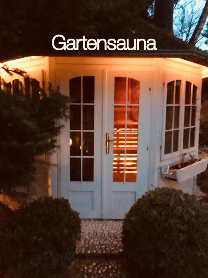 Zirkuswagen Mit Outdoor Whirlpool Und Garten Petershagen-Eggersdorf Esterno foto